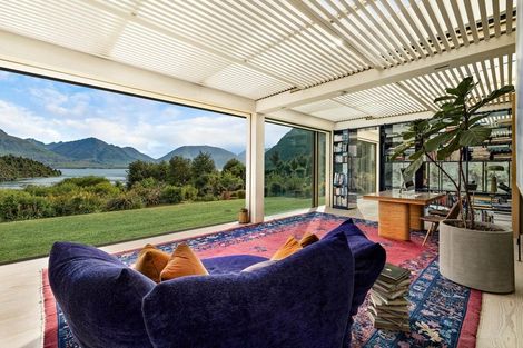 Photo of property in 4 Fishermans Lane, Mount Creighton, Queenstown, 9371