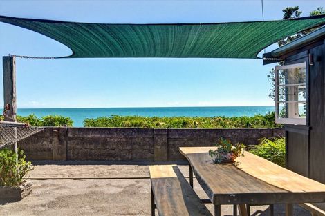 Photo of property in 289 Clifton Road, Te Awanga, 4102