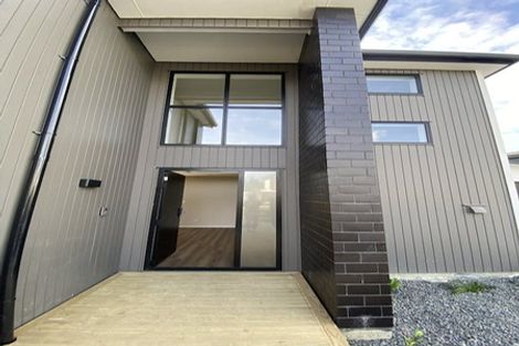 Photo of property in 5 Bendridge Street, Flat Bush, Auckland, 2019