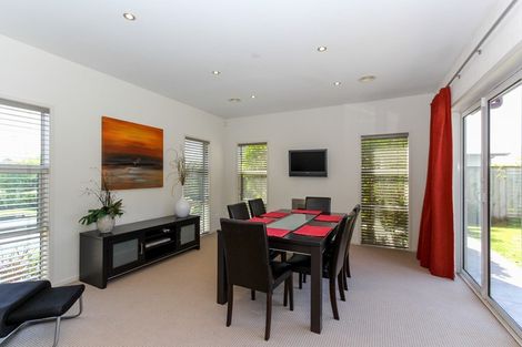 Photo of property in 4 Links Drive, Waiwhakaiho, New Plymouth, 4312