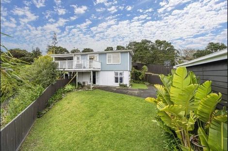 Photo of property in 143 Browns Bay Road, Browns Bay, Auckland, 0630