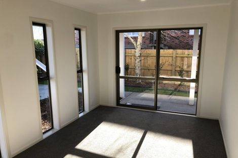 Photo of property in 2/12 Stanley Avenue, Milford, Auckland, 0620