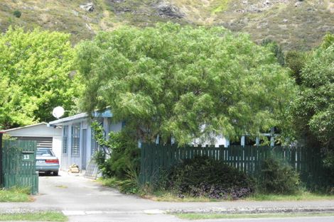 Photo of property in 13 Clark Street, Sumner, Christchurch, 8081