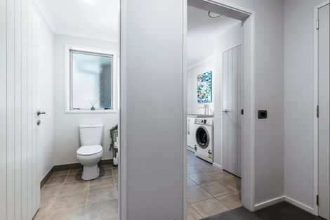 Photo of property in 90 Dalmore Way, Acacia Bay, Taupo, 3385