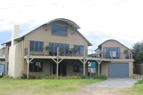 Photo of property in 200 Island View Road, Whangamata, 3620