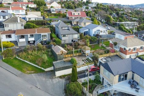 Photo of property in 11 Earls Road, Saint Clair, Dunedin, 9012