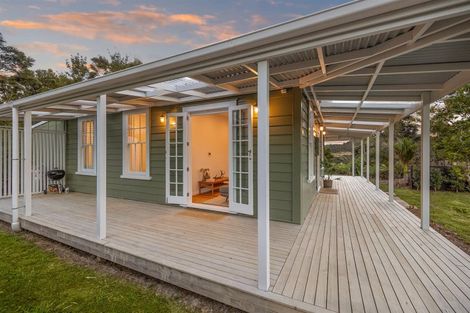 Photo of property in 1223 Old North Road, Helensville, 0875