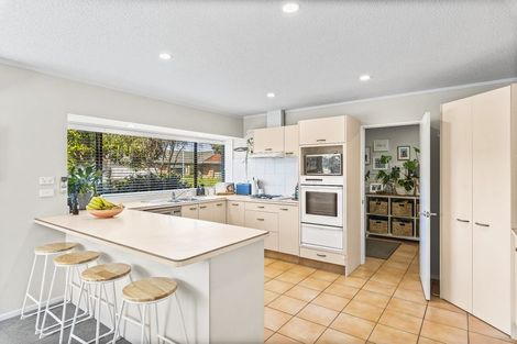 Photo of property in 31 Hadleigh Court, Paraparaumu, 5032