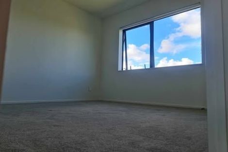 Photo of property in 75f Cardiff Road, Pakuranga, Auckland, 2010