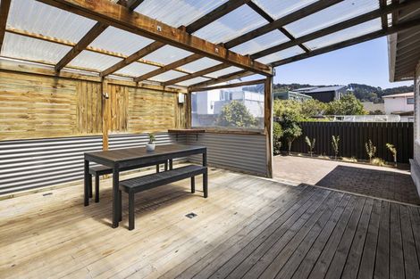 Photo of property in 45a Kemp Street, Kilbirnie, Wellington, 6022