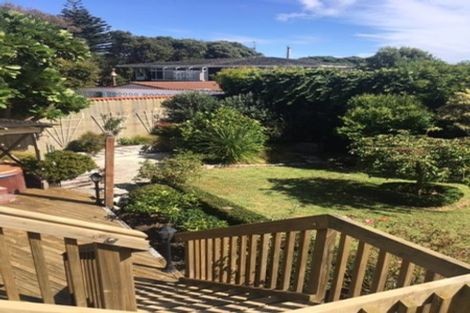 Photo of property in 3 Douglas Street, Paraparaumu Beach, Paraparaumu, 5032