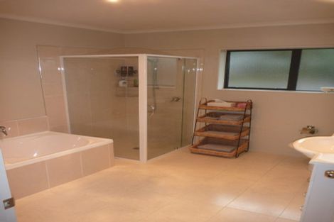 Photo of property in 5 Diana Place, Otamatea, Whanganui, 4500