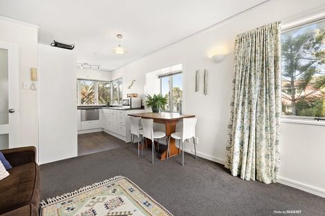 Photo of property in Iona Towers, 202/140 Abel Smith Street, Te Aro, Wellington, 6011