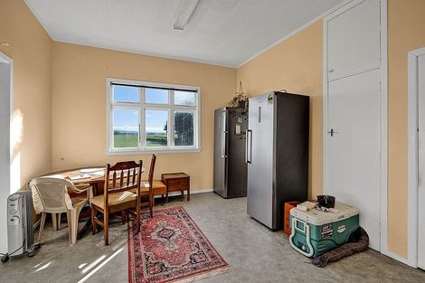 Photo of property in 1101 Normanby Road, Manaia, Hawera, 4678