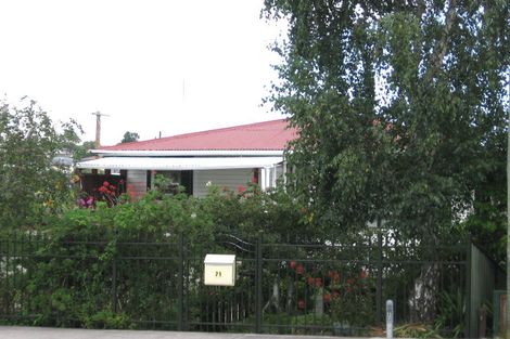 Photo of property in 71 Margate Road, Blockhouse Bay, Auckland, 0600