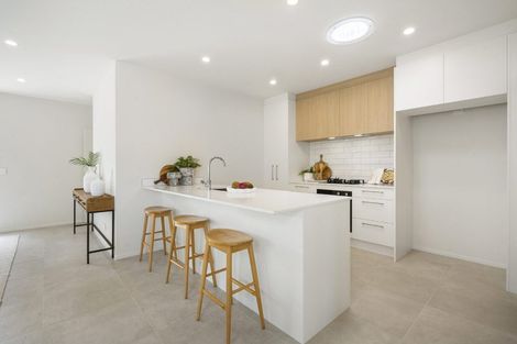 Photo of property in 55 Parkmore Drive, Rosehill, Papakura, 2113