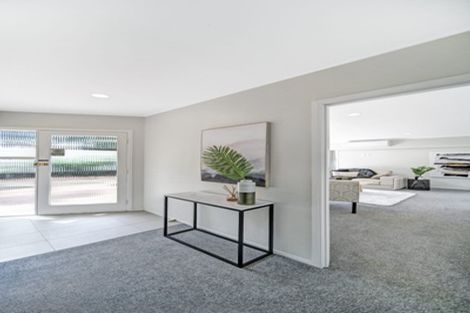 Photo of property in 55 Paparoa Road, Cockle Bay, Auckland, 2014