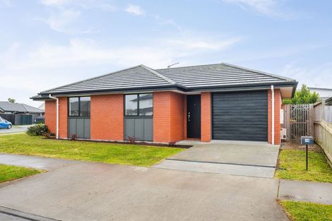 Photo of property in 18 Haddonstone Avenue, Rototuna North, Hamilton, 3210