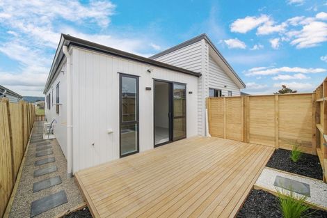 Photo of property in 20 Ihi Place, Karaka, 2578