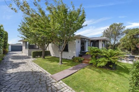 Photo of property in 55 Oriana Crescent, Hornby, Christchurch, 8042