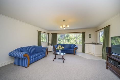 Photo of property in 114 Polson Hill Drive, Aokautere, Palmerston North, 4471