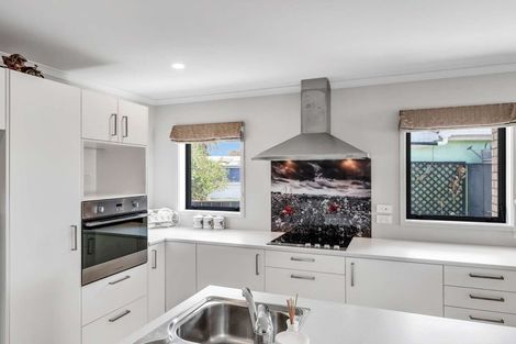 Photo of property in 2 Burns Street, Springvale, Whanganui, 4501