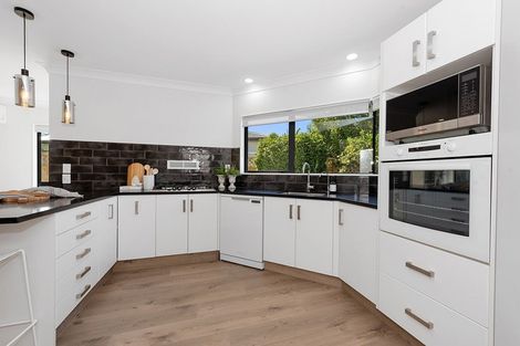 Photo of property in 3 Badminton Court, Huntington, Hamilton, 3210