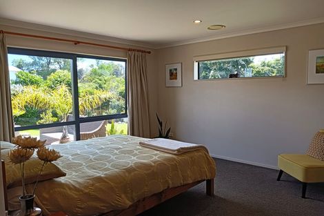 Photo of property in 505 Richmond Road, Lepperton, New Plymouth, 4373