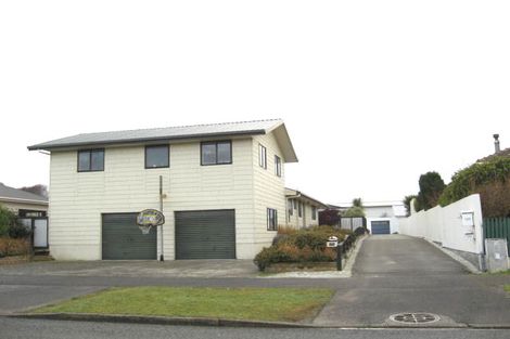 Photo of property in 104 Jenkin Street, Strathern, Invercargill, 9812