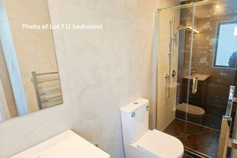 Photo of property in 8/18 Sylvan Crescent, Te Atatu South, Auckland, 0610