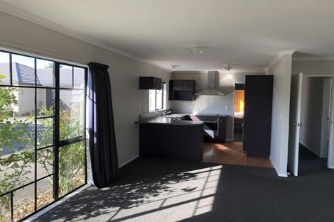 Photo of property in 8 Tiraumea Street, Palmerston North, 4410