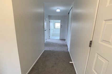 Photo of property in 73 Burswood Drive, Burswood, Auckland, 2013