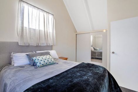 Photo of property in 2/10 Nortons Road, Avonhead, Christchurch, 8042