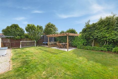 Photo of property in 44 Pitcairn Crescent, Bryndwr, Christchurch, 8053