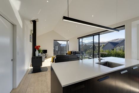Photo of property in 3 Parera Lane, Jacks Point, Queenstown, 9371