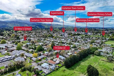 Photo of property in 19 Deller Drive, Carterton, 5713