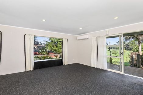 Photo of property in 113b Kinross Street, Blockhouse Bay, Auckland, 0600
