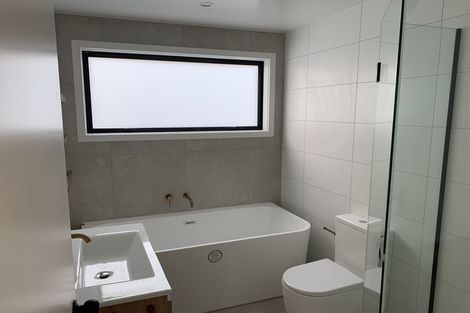 Photo of property in 19 Maude Street, Riverhead, 0820