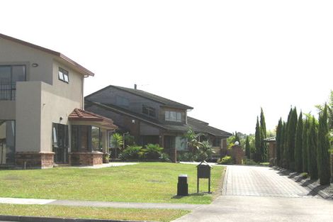 Photo of property in 32 Seacrest Drive, West Harbour, Auckland, 0618