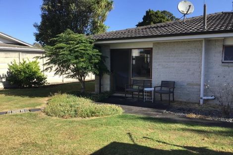 Photo of property in 2/324 Great South Road, Opaheke, Papakura, 2113