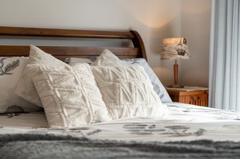 Photo of property in 56 Awataha Crescent, Pyes Pa, Tauranga, 3110