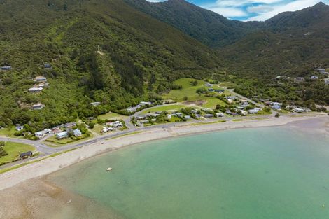 Photo of property in 61 Hope Drive, Okiwi Bay, 7193