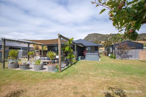 Photo of property in 16 Kingfisher Crescent, Albert Town, Wanaka, 9305