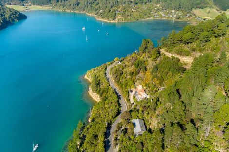 Photo of property in 438 Port Underwood Road, Whatamango Bay, Picton, 7281