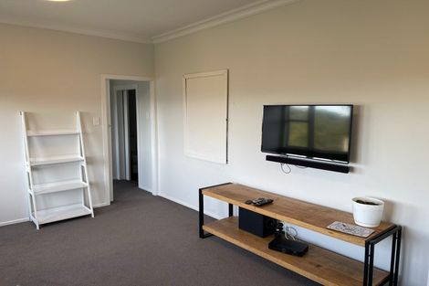 Photo of property in 10 Highbury Road, Highbury, Wellington, 6012