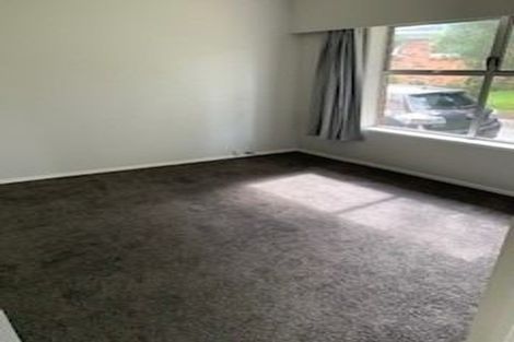 Photo of property in 1/19 Bentley Avenue, Glenfield, Auckland, 0629