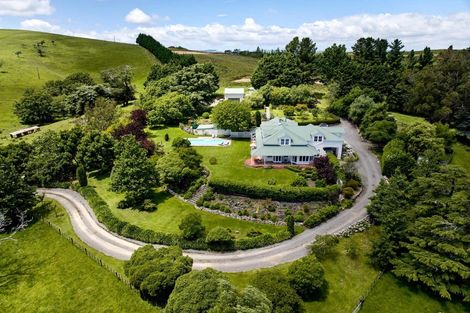 Photo of property in 615 Masterton Castlepoint Road, Te Ore Ore, Masterton, 5886