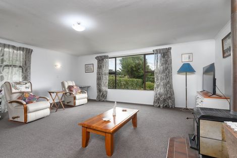 Photo of property in 91 Stanly Street, Eketahuna, 4900