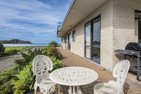 Photo of property in 191 Oakura Road, Oakura, Hikurangi, 0184