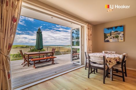 Photo of property in 47 Sheffield Street, Taieri Mouth, Brighton, 9091